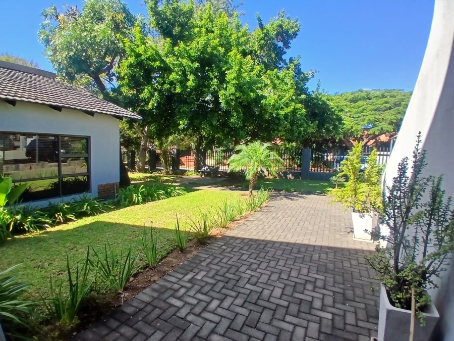 To Let Commercial Property for Rent in Safari Gardens North West